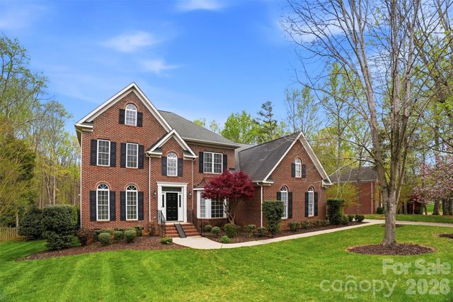 1711 Crestgate Drive, Waxhaw, NC 28173
