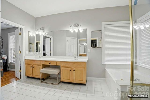 1711 Crestgate Drive, Waxhaw, NC 28173