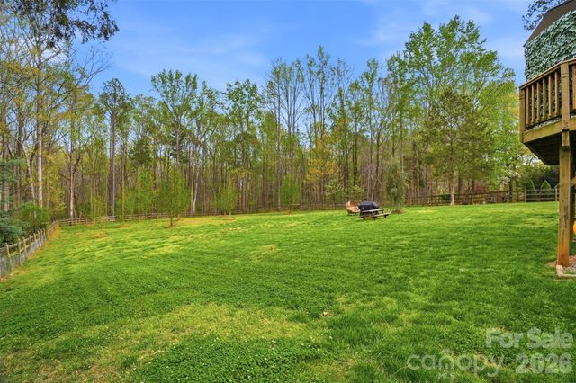 1711 Crestgate Drive, Waxhaw, NC 28173