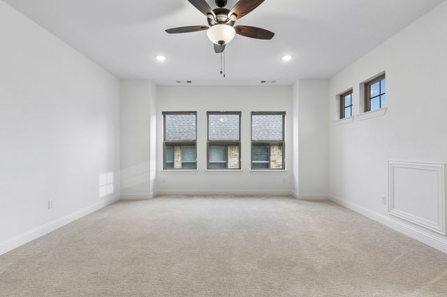 305 Onyx Drive, Northlake, TX 76247