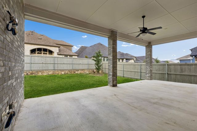 305 Onyx Drive, Northlake, TX 76247