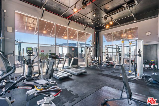 7250 Franklin Avenue 615, Los Angeles, CA 90046