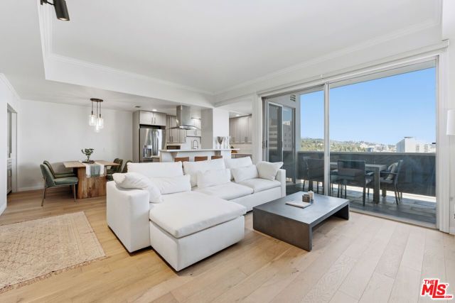 7250 Franklin Avenue 615, Los Angeles, CA 90046