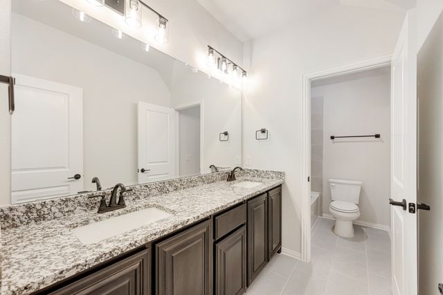 1013 River Oaks Drive, Godley, TX 76044