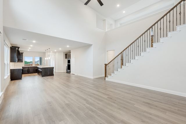 1013 River Oaks Drive, Godley, TX 76044