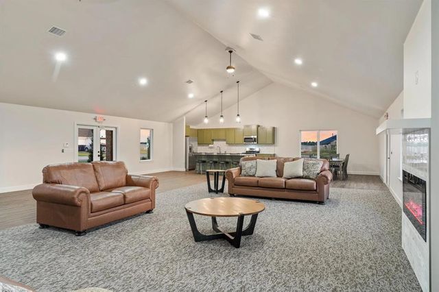 13412 Arrowhead Boulevard, Yukon, OK 73099