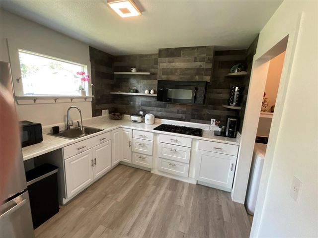 14902 Nuttall DR, Austin, TX 78724