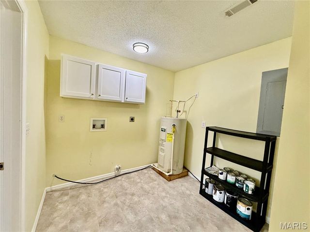 6731 Highway Au, Houston, MO 65483