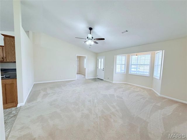 6731 Highway Au, Houston, MO 65483