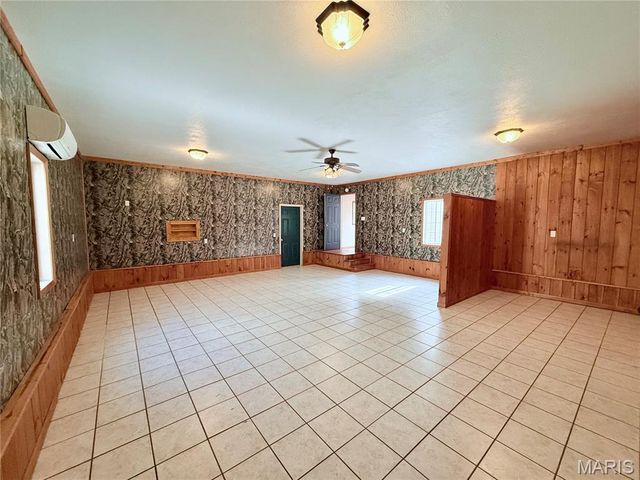 6731 Highway Au, Houston, MO 65483