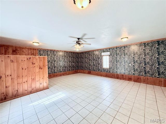 6731 Highway Au, Houston, MO 65483