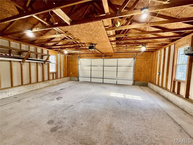 6731 Highway Au, Houston, MO 65483