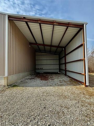 6731 Highway Au, Houston, MO 65483