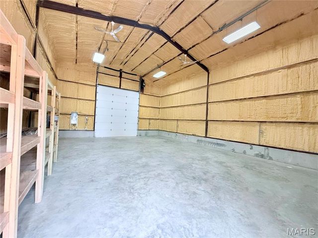 6731 Highway Au, Houston, MO 65483