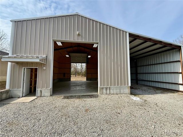 6731 Highway Au, Houston, MO 65483
