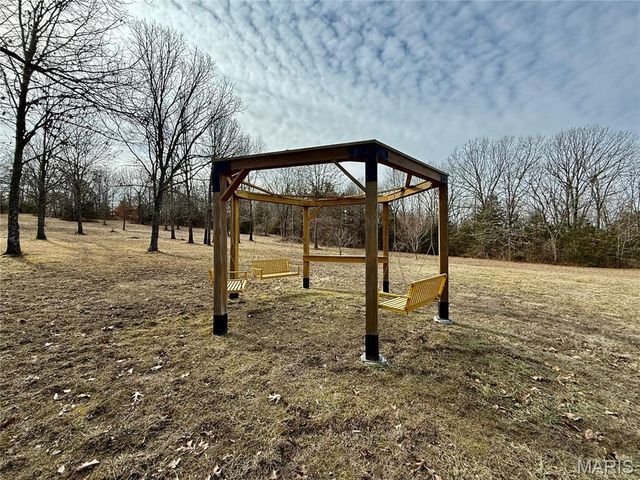 6731 Highway Au, Houston, MO 65483