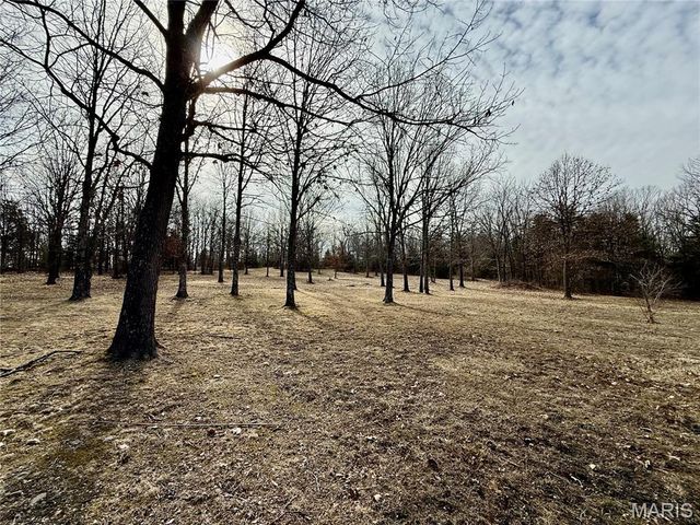 6731 Highway Au, Houston, MO 65483