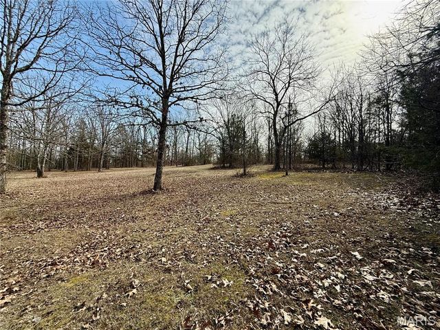 6731 Highway Au, Houston, MO 65483