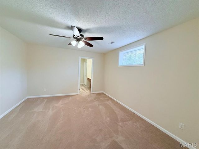 6731 Highway Au, Houston, MO 65483