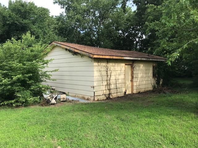 403 N Sumner, Belle Plaine, KS 67013