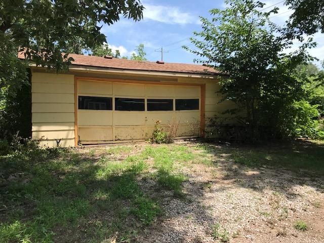 403 N Sumner, Belle Plaine, KS 67013