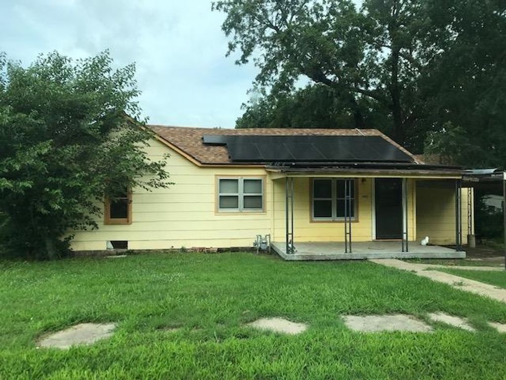 403 N Sumner, Belle Plaine, KS 67013