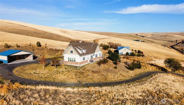 239 Patit Road, Dayton, WA 99328