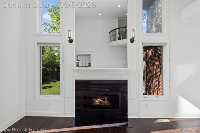 6664 Apple Blossom Trail, West Bloomfield Charter Township, MI 48322