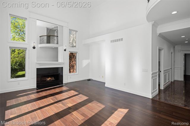 6664 Apple Blossom Trail, West Bloomfield Charter Township, MI 48322