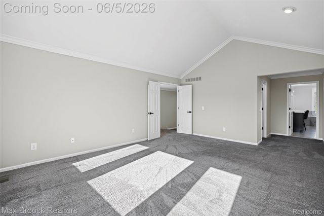6664 Apple Blossom Trail, West Bloomfield Charter Township, MI 48322