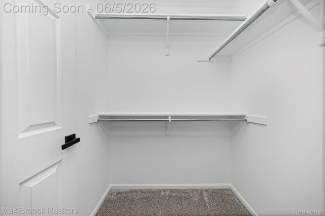 6664 Apple Blossom Trail, West Bloomfield Charter Township, MI 48322