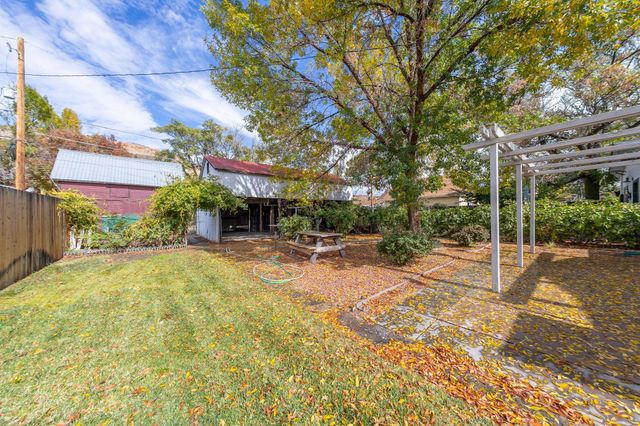 122 W 5th Street, Palisade, CO 81526