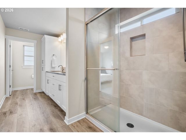 7269 Sw CHESTNUT Ln, Wilsonville, OR 97070