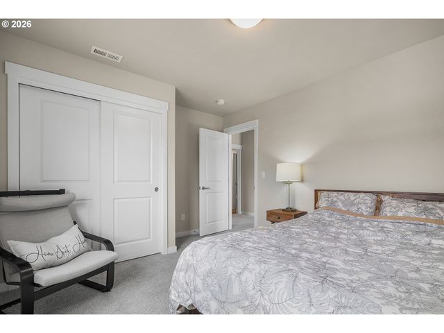 7269 Sw CHESTNUT Ln, Wilsonville, OR 97070