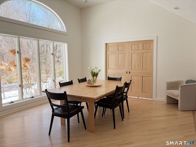 3 Westwood Drive, Waterford, CT 06385