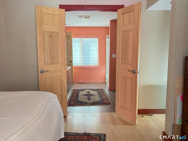 3 Westwood Drive, Waterford, CT 06385