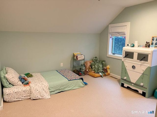 3 Westwood Drive, Waterford, CT 06385