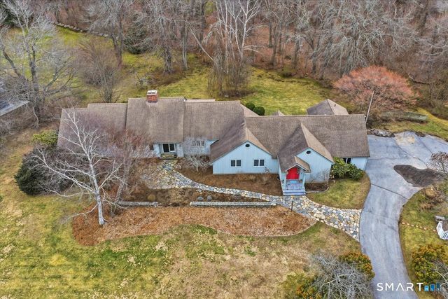 3 Westwood Drive, Waterford, CT 06385