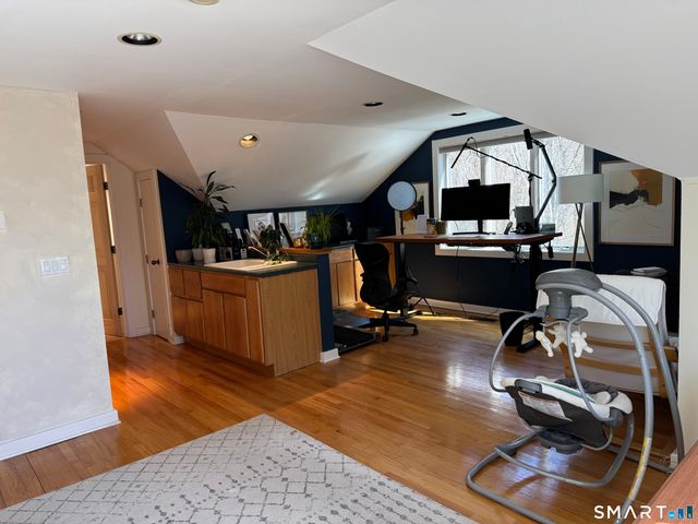 3 Westwood Drive, Waterford, CT 06385