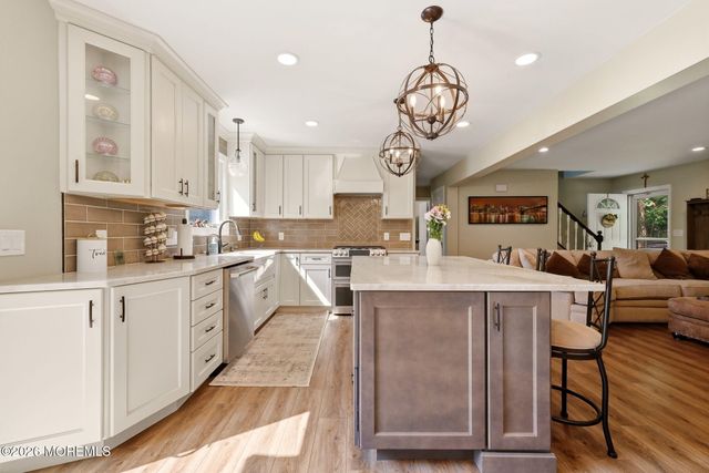 194 Ross Lane, Jackson, NJ 08527
