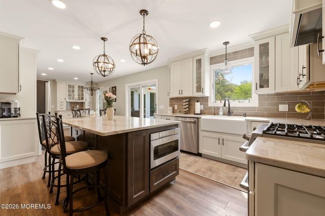 194 Ross Lane, Jackson, NJ 08527
