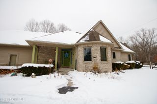 6096 Huntington Road, Sylvania, OH 43560