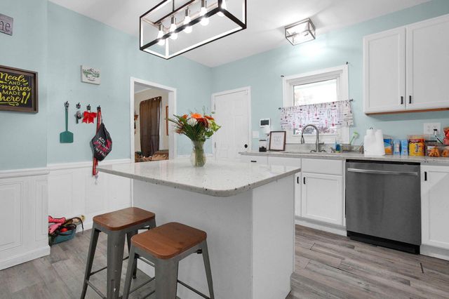 301 N Main Street, Pleasantville, OH 43148