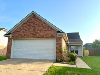 9197 S Kaitlyn Drive, Walls, MS 38680