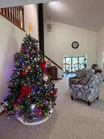 19820 SW 244th St, Homestead, FL 33031