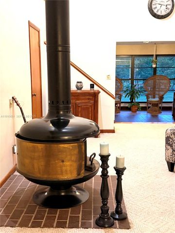 19820 SW 244th St, Homestead, FL 33031