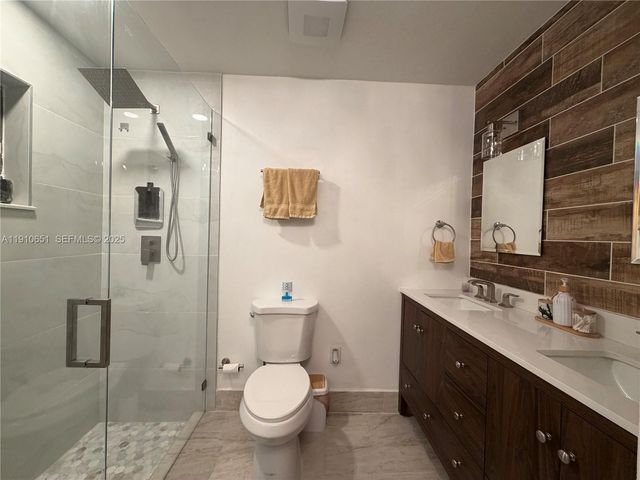 19820 SW 244th St, Homestead, FL 33031