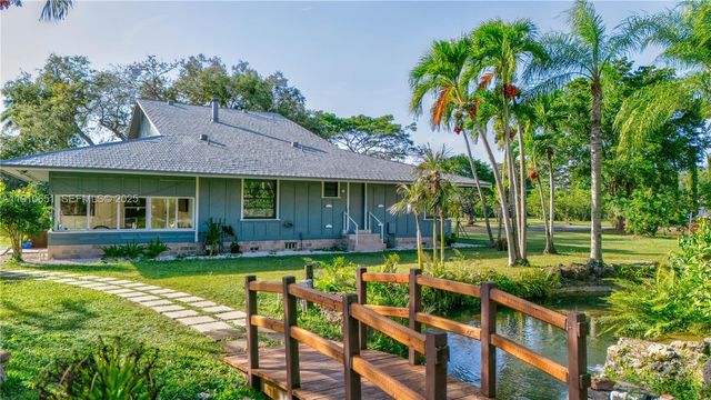 19820 SW 244th St, Homestead, FL 33031