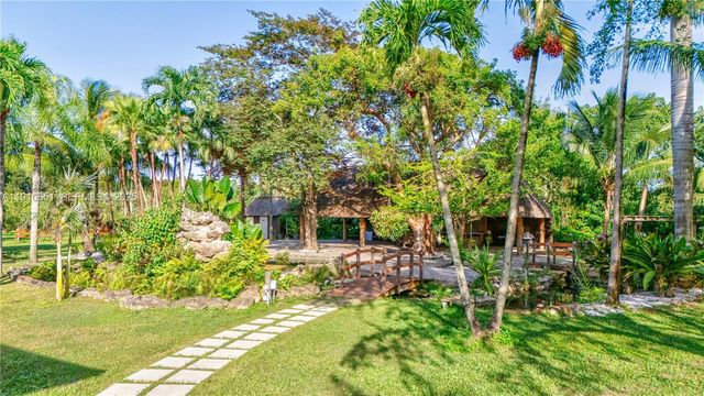 19820 SW 244th St, Homestead, FL 33031