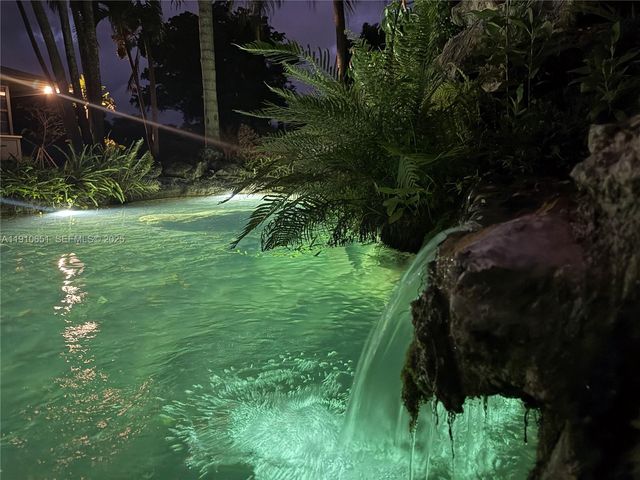 19820 SW 244th St, Homestead, FL 33031